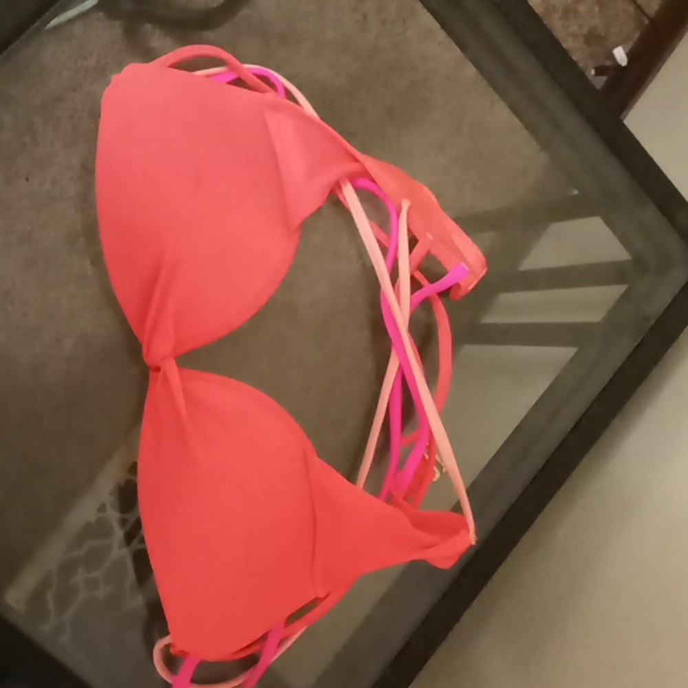 Swimsuit top